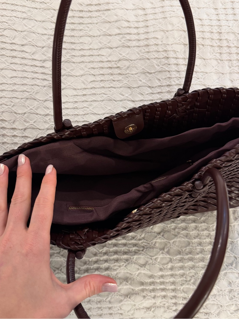 Woven Vegan Leather Shoulder Tote in Deep Burgundy - Picture 4 of 12